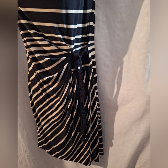 Just...Taylor Black and White Striped Midi Dress - Picture 3 of 6